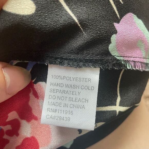 Yumi Kim Floral Romper XS - Picture 11 of 11